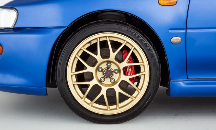 Колеса Subaru Impreza 22B STi (196 of 400) 1998 года  (UK) (фото 30 из 32)